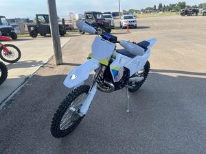 Disponibles Ahora: Motocicletas Enduro T-X 300 2025 Nuevas en Stock - Product Image 6