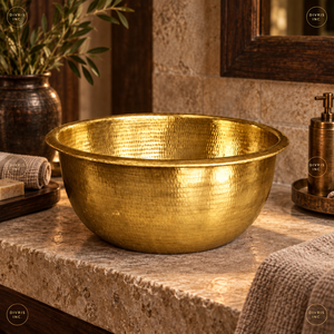Bol à pédicure en cuivre doré Divris, produit artisanal, idéal pour les salons de manucure - Product Image 4