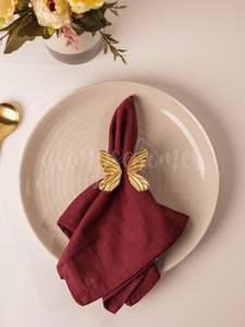 Rond de serviette organique martelé doré de forme unique, texture unique, décoration de table contemporaine rustique moderne au prix de gros - Product Image 2