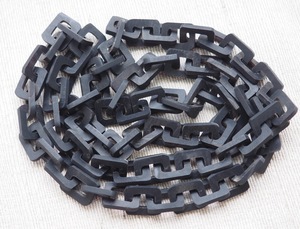 Collar de Lujo Hecho a Mano con Cuerno de Búfalo, Joyería Natural y Sostenible para Mujer, Alta Calidad - Product Image 4