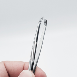 Pinzas para cejas de punta recta de acero inoxidable de diseño profesional Herramienta de modelado en profundidad pulida de alta calidad - Product Image 6