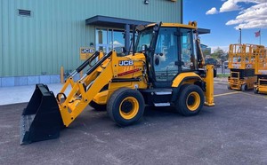 รถตักล้อยาง JCB 3CX ราคาประหยัด พร้อมเครื่องยนต์ดีเซล รถขุดตักดินพร้อมเกียร์ น้ำหนัก 6000 กก. สำหรับงานก่อสร้างและงานเคลียร์พื้นที่เกษตร - Product Image 4