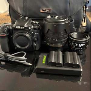Kit Protection écran Nikon D7000 : 2 Films Verre Trempé 9H + 1 Coque ABS BM-11