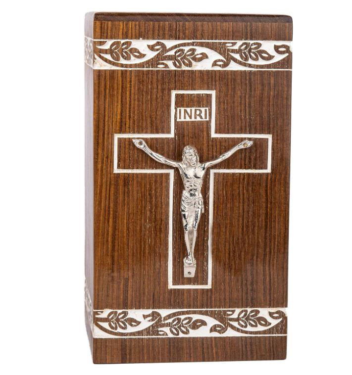 สีน้ำตาล