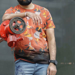 T-shirts à sublimation personnalisée pour hommes T-shirts en polyester 100% imprimés en couleur pour le sport et les vêtements décontractés - Product Image 5