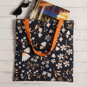 Sacs fourre-tout en toile de coton Midnight Garden avec fermeture à glissière, logo personnalisable pour un usage quotidien - Product Image 2