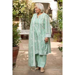 ชุดสูทผ้าลอนปักลายพิมพ์ 3 ชิ้นสำหรับผู้หญิง พร้อมผ้าคลุมไหล่ปักลาย รุ่น DN-62016 - Product Image 2