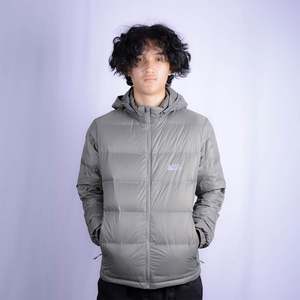 Navigate Goose Veste en duvet ultra-légère Confort et style de qualité supérieure - Product Image 4