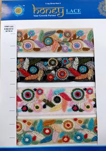 Encaje bordado floral colorido con detalles intrincados para ropa de novia de estilo de negocios y accesorios de moda para bolsos de ropa - Product Image 3