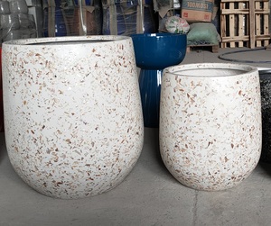 [Leo Nguyen Le] - Pot de fleurs en terrazzo de fibre de verre pour extérieur, jardinières en granit - Pots rectangulaires pour la maison, provenant d'un fournisseur vietnamien - Product Image 1