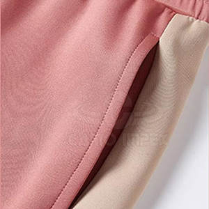 Survêtement élégant à fermeture éclair coupe ajustée pour l'hiver à col à capuche fabriqué au Pakistan pour la vente en ligne - Product Image 3