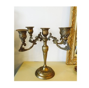 Candélabre moderne en métal avec finition élégante, porte-bougie multi-branche, idéal pour la décoration de centre de table et les cadeaux - Product Image 6