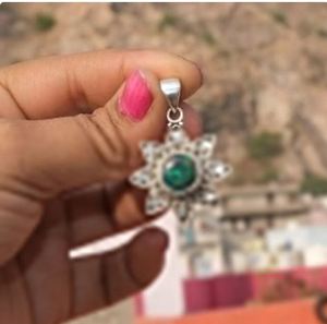 Pendentif en opale d'Éthiopie naturelle, pendentif en opale verte feu, pendentif en argent sterling 925, cadeau pour elle au meilleur prix par le fournisseur - Product Image 3