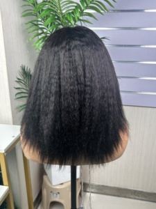 วิกผมหน้าผากแบบลูกไม้ 13*4 แบบหยิกฟู ความหนาแน่นสูง ทำจากผมมนุษย์แท้ 100% - Product Image 2