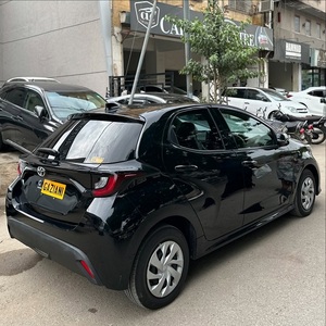 รถซีดานคุณภาพพรีเมี่ยมสำหรับ Toyota Yaris รถซีดานมือสองสภาพสดอัตโนมัติส่งเร็วมีเครื่องยนต์ดีเซลพวงมาลัยซ้าย - Product Image 6
