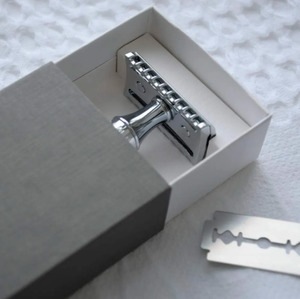 มีดโกนนิรภัยขอบสองชั้นสำหรับผู้ชายและผู้หญิงมีดโกนสแตนเลสขัดเงาแบบแมนนวลสำหรับผู้ชายและผู้หญิง - Product Image 4