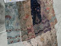Tissu en soie de créateur avec de fines perles faites à la main et dupatta brodé, parfait pour les lehengas, sari et vêtements de mariée
