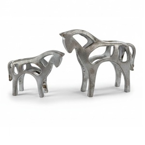 Sculpture en métal aluminium moderne, figurine de taureau géométrique, finition argentée, décoration abstraite d'animaux pour la maison et le bureau - Product Image 4