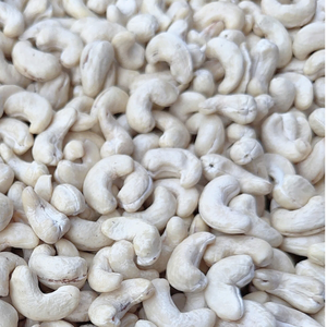 Prix d'usine bon marché Santigo Prix des noix de cajou d'usine W180 Noix de cajou du Vietnam avec taxe gratuite - Product Image 1