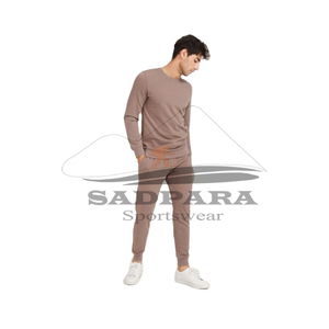 Conjunto de sudadera y pantalones de chándal unisex de algodón con capucha, chándal personalizado de dos piezas, patrón sólido para primavera - Product Image 4