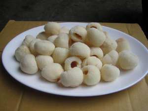 LYCHEE CONGELÉ DE HAUTE QUALITÉ: PULPE DE FRUITS DE LITCHI BIOLOGIQUE IQF, PEELÉ ET CONGELÉ EN VRAC, ENTIER ET TRANCHÉ, PRIX BON MARCHÉ. - Product Image 3