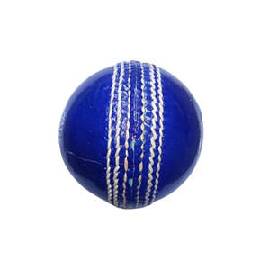 Balle d'allumettes en cuir personnalisée OEM pour adultes balle de cricket de jardin dure fabriquée au Pakistan - Product Image 3