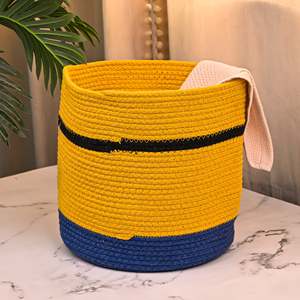 Panier de rangement en jute sur le thème des Minions pour la décoration de chambre - Product Image 2