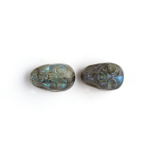 Labradorite bleue naturelle 6x8mm, taille ovale en forme de crâne, pierres précieuses en vrac, certifiées par un tiers, vente en gros, Gopika Exports, pour la fabrication de bijoux - Product Image 2
