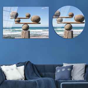 Impression sur toile élégante « Équilibre de pierres zen » sur le thème côtier : Art de la plage méditatif, Art sur verre trempé - Product Image 1