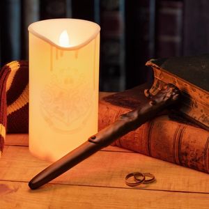 Bougie LED au design traditionnel Harry Potter, baguette magique avec télécommande, en plastique - Product Image 1