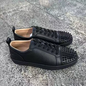 <span class=keywords><strong>Scarpe</strong></span> da <span class=keywords><strong>Uomo</strong></span> con Suola Rossa, Sneakers in Pelle Scamosciata con Lacci e Borchie, <span class=keywords><strong>Scarpe</strong></span> Casual Nere con Suola Piatta - Product Image 6