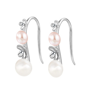 Clásicos Pendientes de Plata de Ley S925 con Doble Perla de Agua Dulce en Forma de Flor, Diseño Minimalista para Mujer, Disponibles para Venta al por Mayor - Product Image 1