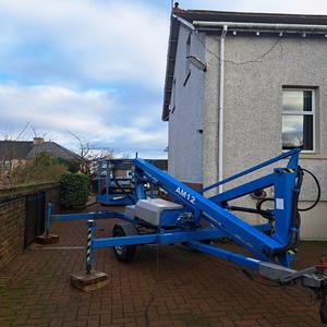 Plateforme aérienne télescopique articulée pliable Qiyun Kinglift 20M, nacelle élévatrice hydraulique en acier remorquable d'occasion - Product Image 2