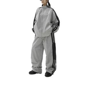 Ensemble de survêtement de jogging en molleton respirant léger et écologique pour homme, 2 pièces, avec logo personnalisé, gris noisette - Product Image 1
