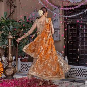 Venta caliente diseñador Sarree Saree Sari Silky AJM TRADE HOUSE modelo 1043 para fiestas para tradiciones paquistaníes e indias - Product Image 4