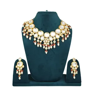 Ensemble de collier de mariée vintage plaqué or Kundan avec perles blanches, bijoux fins de luxe pour mariage, pour femme - Product Image 2