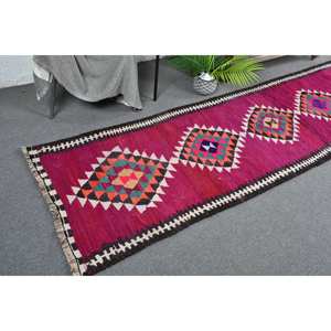 Alfombra de lana negra púrpura Kilim 2,6 X 12.3ft Técnica de Jacquard de tejido plano turco con patrón abstracto para adolescentes para pasillo - Product Image 1