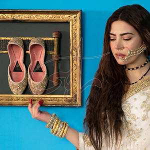 รองเท้าคุสซ่าผู้หญิงสั่งทำสีพื้นกันลื่นคุณภาพสูงดีไซน์แฟชั่นน้ำหนักเบาพร้อมส่งขายดีที่สุด - Product Image 3