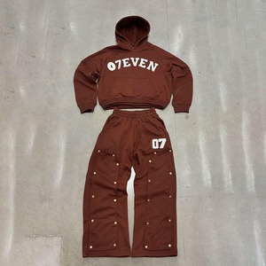 Survêtement évasé sur mesure en gros, 100% coton, tissu éponge français, streetwear, décontracté pour homme, coupe ample avec rivets, survêtement ample - Product Image 2