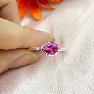 Tiny Teardrop 6x8mm Rubellite Turmaline Ring September Birthstone 925 Silver Minimalist Dainty Ring para boda o fiesta - Product Image 2