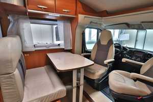 Autocaravana Familiar de Lujo a Precio Accesible, Modelo Miller Tennesee 2023 Usada, Emisión Euro 5, Capacidad para 4-6 Personas, Acero Negro - Product Image 6