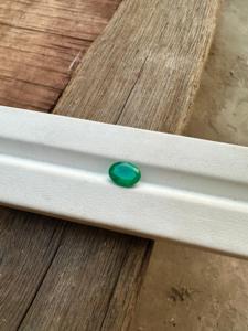 Piedra de corte ovalado de esmeralda de Zambia Natural muy increíble de 9x7 MM con piedras preciosas sueltas de buena calidad de brillo para hacer joyas de 1,79 quilates - Product Image 2