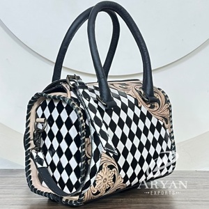 Fashionable Women Luxury Designer Hand-Tooled Leather Speedy Duffel <b>Bag</b> Large Capacity Black & White Checkered Medium Travel <b>Bag</b> - Product Image 1