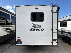 Nouvelle caravane de voyage Jayco Jay F-e-a-t-h-e-r A-i-r 16RB 2026, en aluminium blanc et acier inoxydable de qualité supérieure - Product Image 3