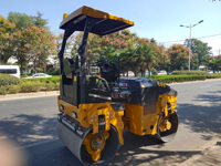 Compacteur routier léger XMR403 |   Compacteur hydraulique à double tambour de 4 tonnes pour la compactation des routes urbaines, des voies cyclables et des bordures