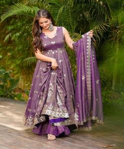 TOP DE TRABAJO BORDADO DE RAYÓN DE DISEÑADOR PALAZZO CON DUPATTA FESTIVE WEAR PRECIO AL POR MAYOR ROPA ÉTNICA CONJUNTO DE DISEÑADOR BABAY PINK - Product Image 6