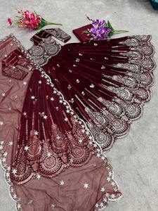 Vestido Largo Anarkali de Terciopelo Viscosa Pesado con Bordado de Lentejuelas de 5 mm - Product Image 5