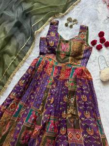 Vestido Anarkali/Salwar Kameez Largo hasta el Suelo de Tela de Seda GMY Pura, Atractivo, con Conjunto de Dupatta para Mujer, para Fiestas, 2026 - Product Image 6