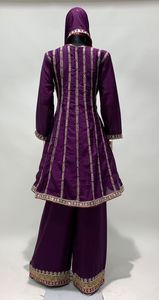 Ensemble haut et bas en tissu fantaisie pour soirée de créateur, tenue occasionnelle, robe traditionnelle entièrement cousue avec de beaux travaux sur la robe - Product Image 3