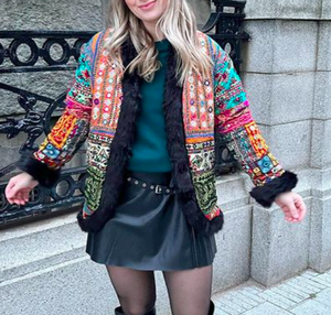 Chaquetas Banjara de Tela Tribal Bordadas a Mano con Detalles de Piel al Precio Más Bajo - Product Image 1
